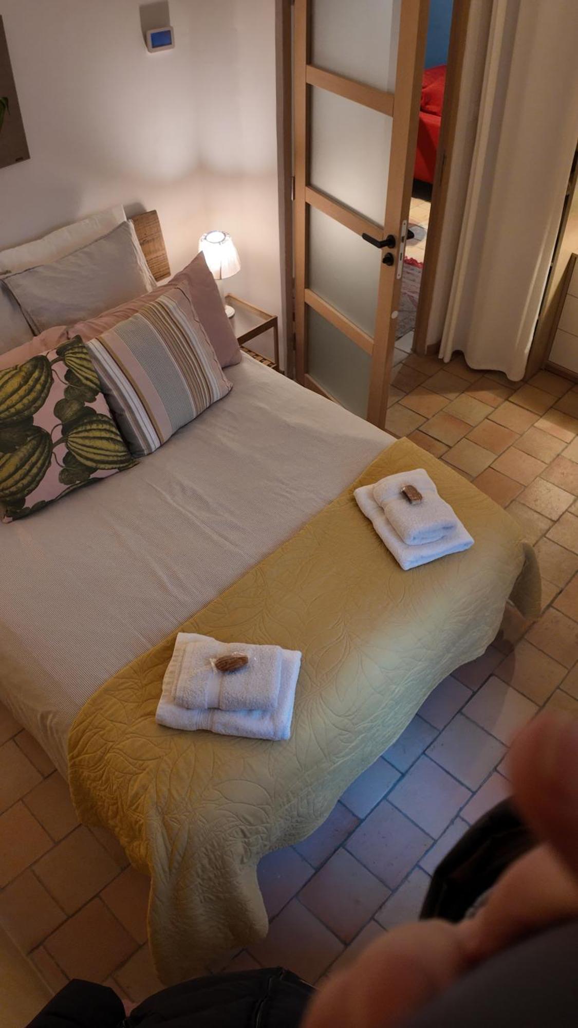 Repos à Ribérac B&B Esterno foto